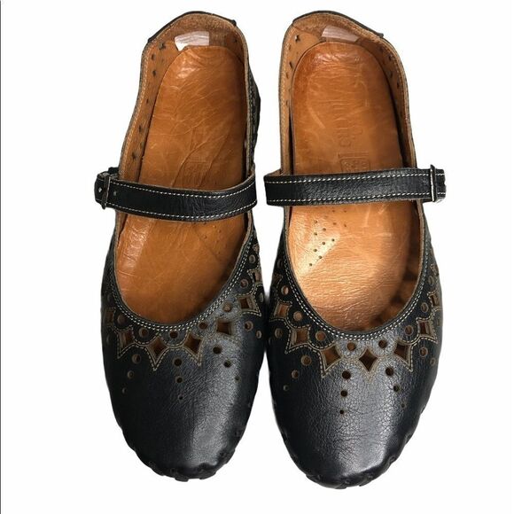 Volks Walker Mary Jane Cut Out Leather Handmade - Picture 4 of 7